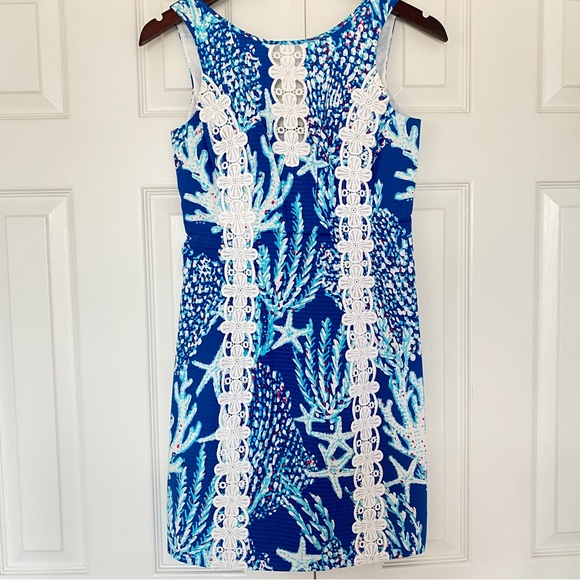 Lilly Pulitzer blue white lace trim Ember Shift Dress - Picture 2 of 8